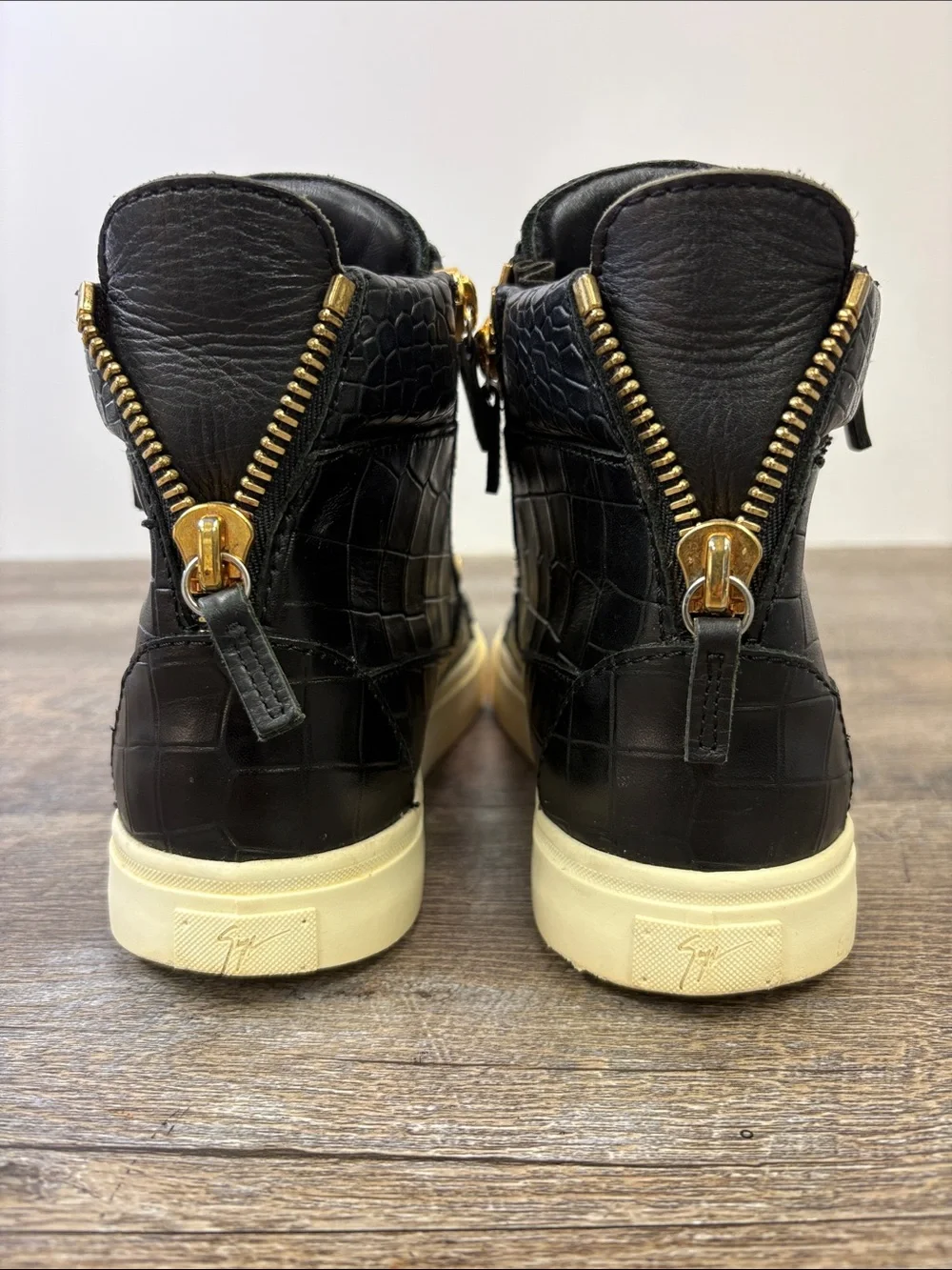 Giuseppe Zanotti Black Croc Embossed High Top Sneakers Gold Zip Italy EU 38 - Picture 3 of 11